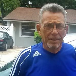 Meet your Posher, Aurelio valentin